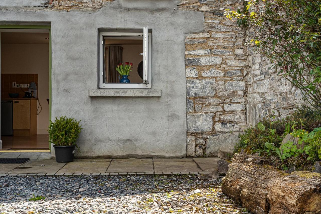 Appartamento The Roost Westport Esterno foto