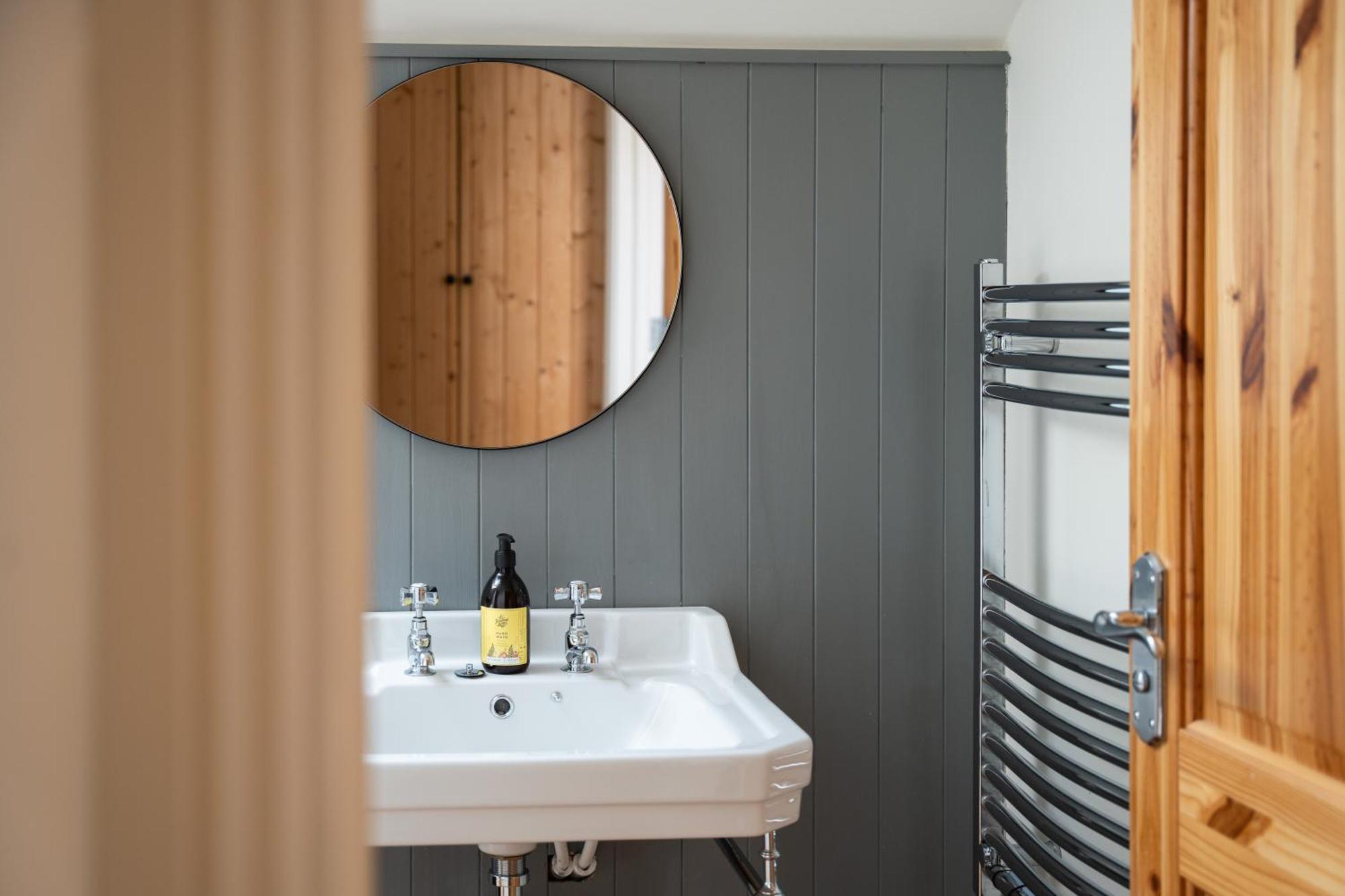 Appartamento The Roost Westport Esterno foto